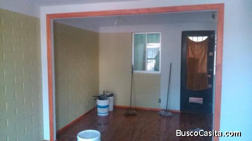 Vendo casa con local comercial pequeño