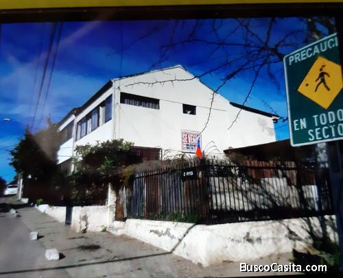 Casa esquina solida dos pisos