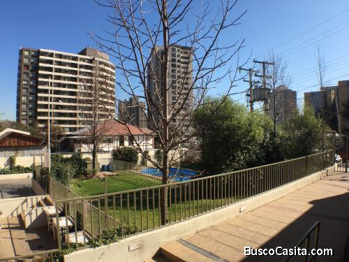 Soleado Departamento con hermosa vista al Cerro San Cristobal