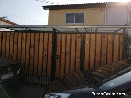 Casa grande, en buen precio. 