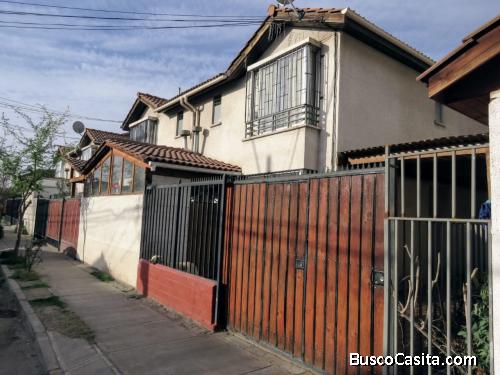 EXCELENTE PROPIEDAD EN CALLE CORDOVA, QUILICURA.