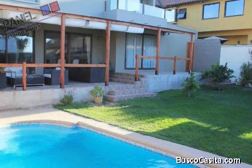 CASA MODERNA,VISTA AL MAR, LOMAS DE MONTEMAR, CONCÓN // VC560