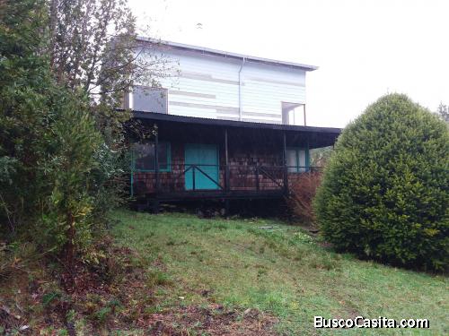 Terreno de 5 hectáreas con casa,parcelado en sector Pullehué.
