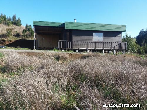 2.5 hectáreas con 2 cabañas,excelente vista Dalcahue.