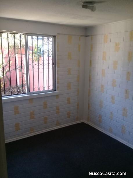 HERMOSA Y AMPLIA CASA 3 DORMITORIOS. CONDOMINIO CERRADO