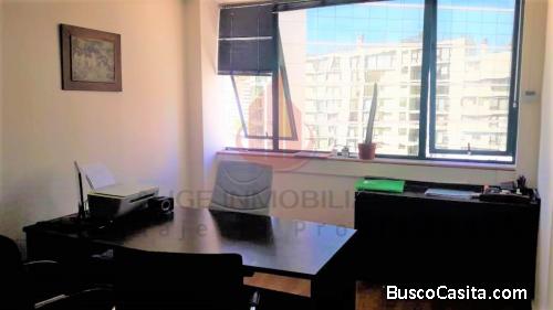 Oficina en Venta, Sector Manquehue. Las Condes
