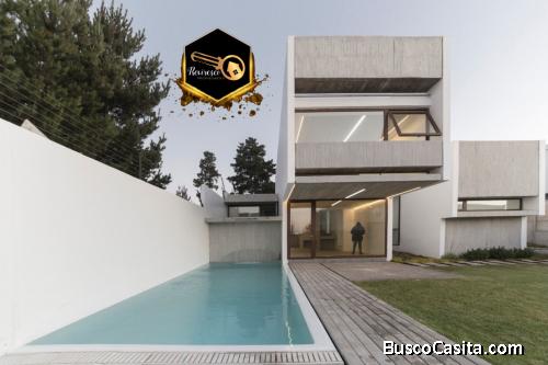 VENTA DE CASA EN LOMAS DE MONTEMAR CONCON