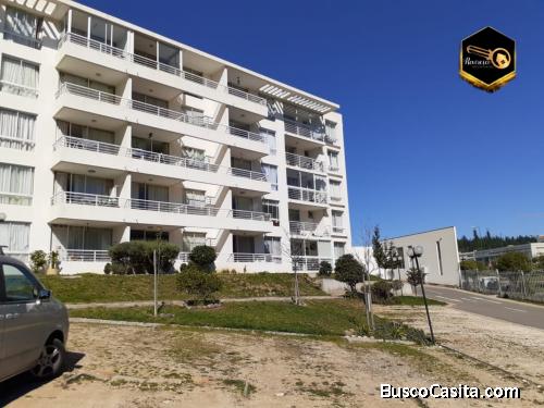 ARRIENDO DE DEPARTAMENTO AMOBLADO EN COND. PARQUE LAGUNA CURAUMA