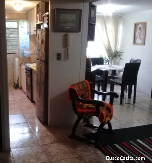 DEPARTAMENTO 3 DORMITORIOS, BAÑO Y ESTACIONAMIENTO 