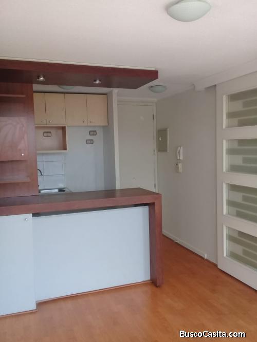 ARRIENDO DEPARTAMENTO 1 DORMITORIO. METRO PARQUE ALMAGRO 