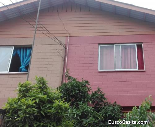 se venden las dos casas pareadas en colina