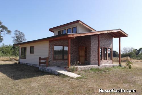 VENDE CASA NUEVA EN PARCELA