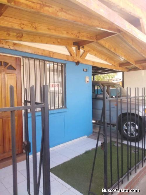 SE VENDE CASA DOS PISOS