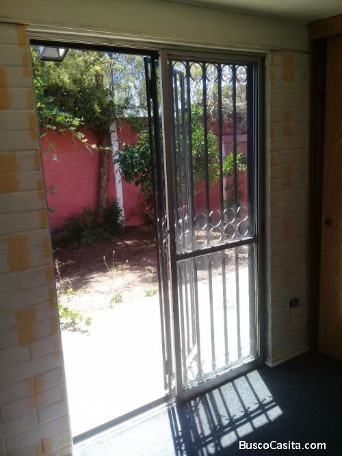 ESPACIOSA Y ACOGEDORA CASA 3 DORMITORIOS 2 BAÑOS