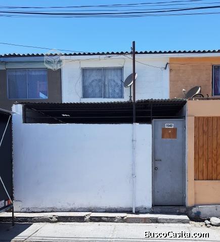 Vendo excelente casa muy bien ubicada (MEJILLONES)