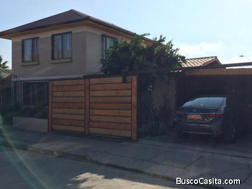 Venta de hermosa casa esquina, 6 habitaciones, 3 baños