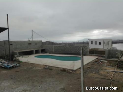 Terreno con piscina en La Herradura
