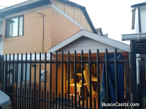 SE VENDE AMPLIA CASA LOS PINOS QUILPUE
