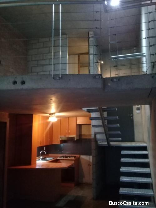 MUY BONITO LOFT con BODEGA y ESTACIONAMIENTO 