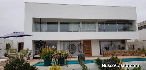 SE VENDE HERMOSA CASA UBICADA EN EL MEJOR SECTOR RESIDENCIAL DE COQUIMBO, PUEBLO DE LA HERRADURA