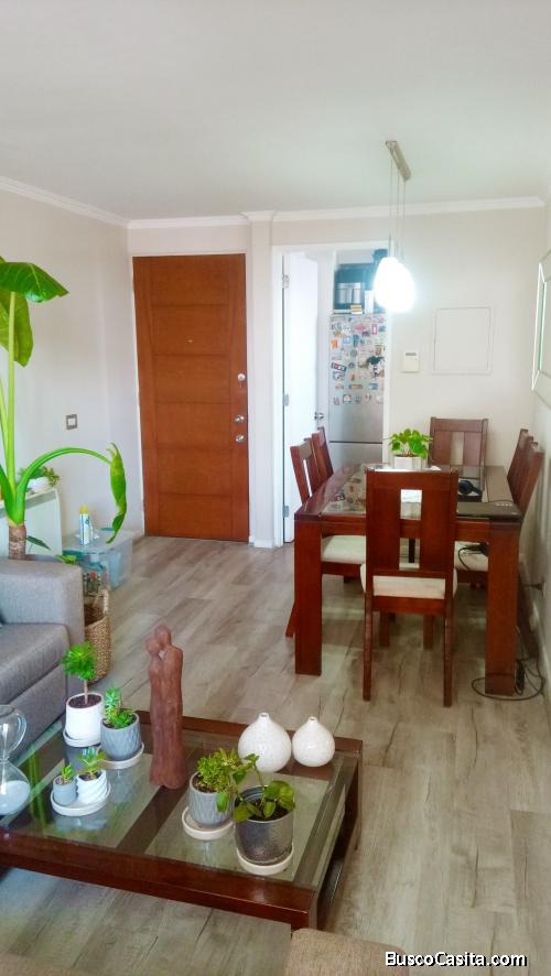 Arriendo Departamento Metro Bellas Artes $390.000 conversable