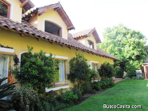 CASA ESTILO CHILENO EN EXCELENTE BARRIO LAS PATAGUAS LO BARNECHEA