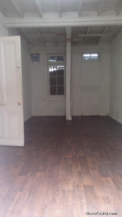 LOCAL COMERCIAL CON 2 ENTRADAS.