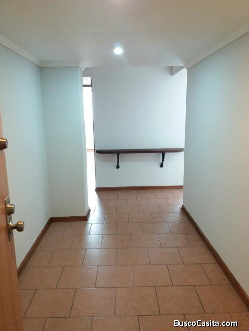 Departamento en el corazón del Barrio El Golf!