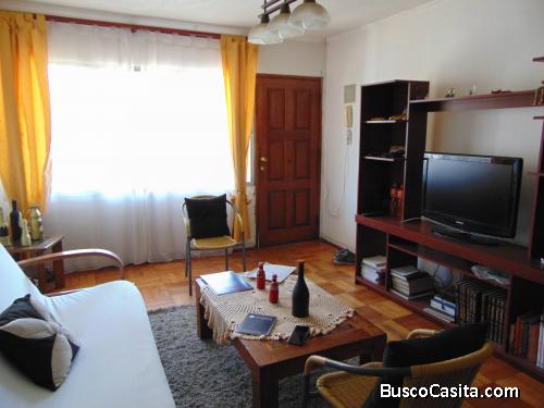 Casa con buena conectividad para vivir o invertir
