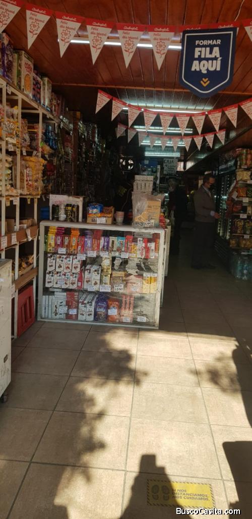 VENDO GRAN CASA COMERCIAL EN INDEPENDENCIA