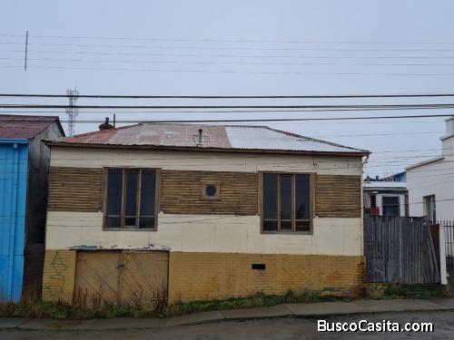 SE VENDE CASA CON AMPLIO TERRENO IDEAL PARA INVERTIR
