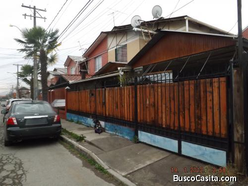 Amplia casa de dos pisos con dos dormitorios en Venta, Puente Alto
