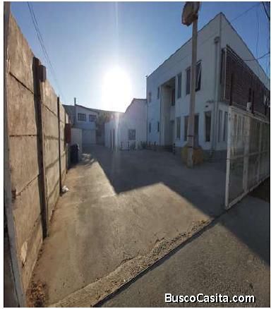 Se arrienda Local Comercial en los carpinteros 1250 