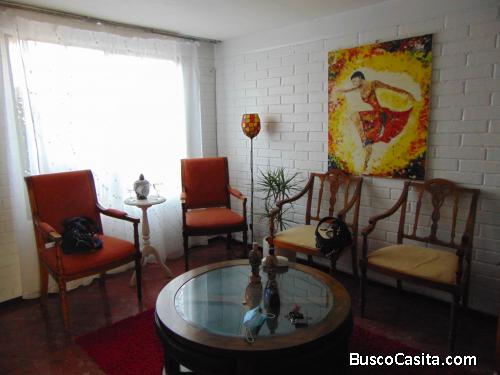 Acogedora casa para VIVIR en un barrio tradicional 