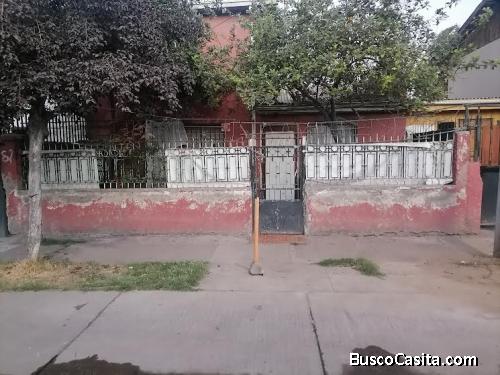 Se vende amplia casa excelente ubicación conchalí