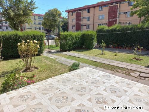 DPTO CON AMPLIO PATIO y céntrica ubicación