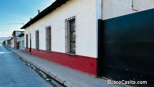 OPORTUNIDAD DE INVERSION AMPLIA CASA DE 160 METROS CONSTRUIDOS Y TERRENO TOTAL DE 480