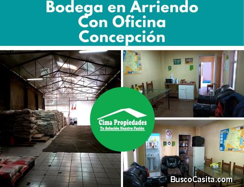 Bodega con Estacionamiento, Oficina, Baños, 416 m2