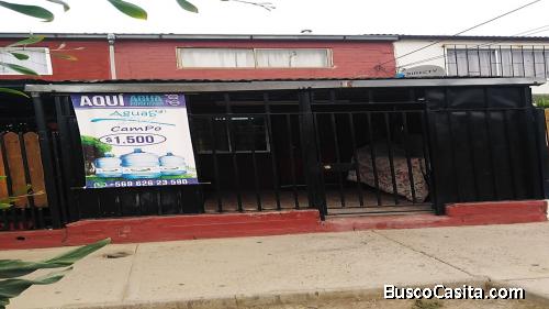 Se vende Casa de 2 pisos a 5 minutos del centro de Melipilla (Barrio Residencial)
