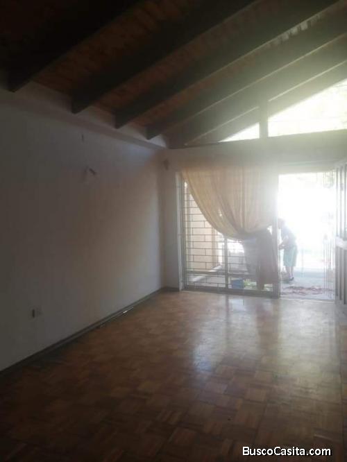 Casa de un piso,  3d, 1 baño