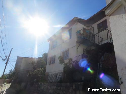 Arriendo Año Corrido Casa 3d-1b de 85 mt2 Cerro Bellavista Valparaíso