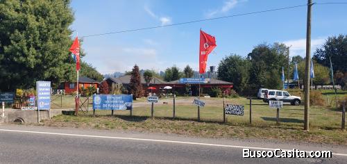 Hermosa parcela con casa, cabaña y restaurant.
