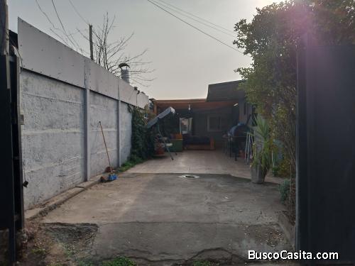 AMPLIA CASA en Avda. Grecia, compartida con entrada independiente