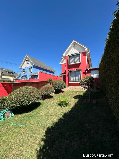 Propiedades Canela Vende Hermosa Casa en Avenida Principal en Villa Fundadores, Curauma