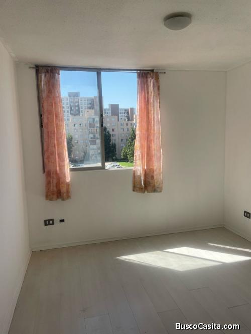 Se arrienda pieza baño privado metro ciudad del niño