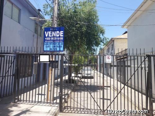 Santiago Oeste, se vende por apuro, por cambio de ciudad.