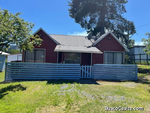 Se vende terreno con 2 casa y 1 quincho en Sector Quilacoya, Concepción