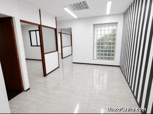 Oficinas en Santiago | Se Vende Amplia Of. Metro plaza de Armas 3.300 UF