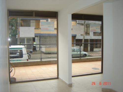 SE ARRIENDA LOCAL COMERCIAL EN DOSQUEBRADAS