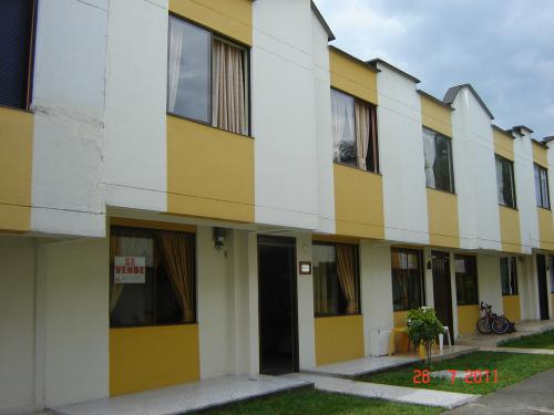 SE VENDE CASA EN DOSQUEBRADAS